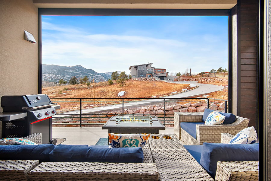 +2nd floor
+View of Pikes Peak and front range
+Indoor/Outdoor design
+BBQ Grill
+Fire pit/table