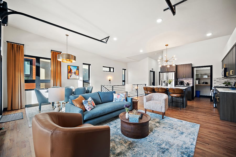 +2nd floor
+Working fireplace
+Garage door space + patio
+Open concept kitchen and living room