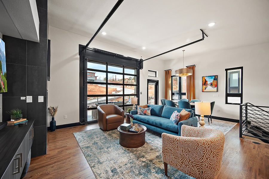 +2nd floor
+Working fireplace
+Garage door space + patio
+Open concept kitchen and living room