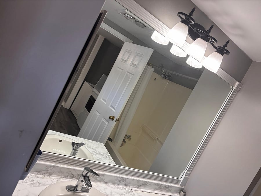 bathroom #2 upstairs