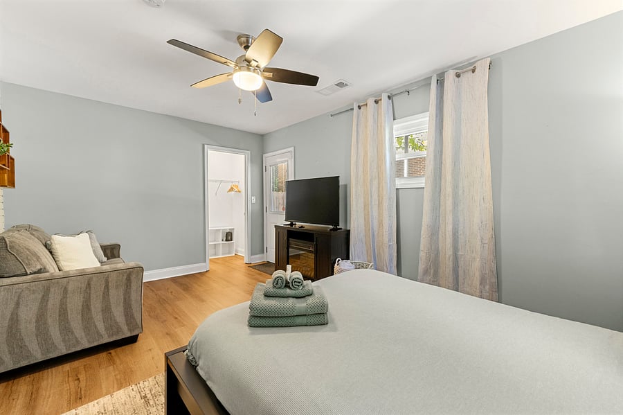 Furnished Finder property 910772_1 photo 8