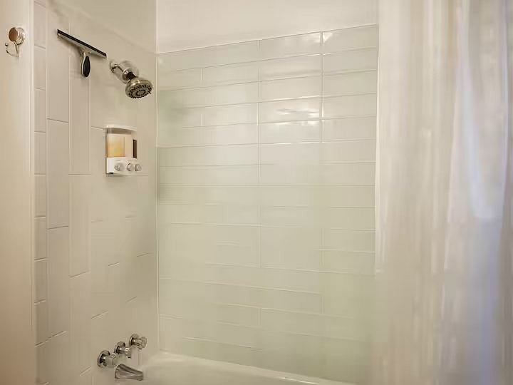 Furnished Finder property 910792_1 photo 18