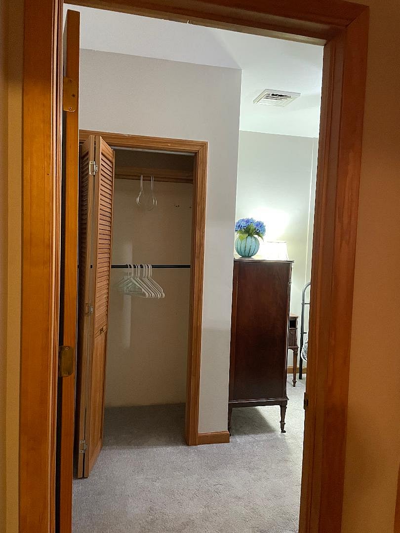 small bedroom closet