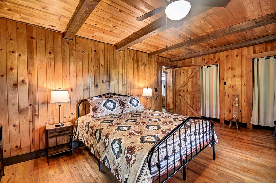 Queen Bed