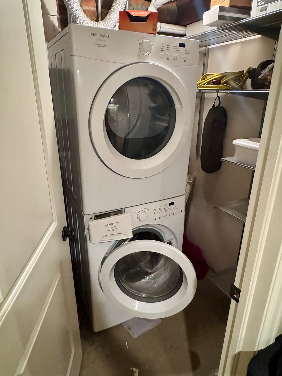 Washer/dryer in unit downstairs in closet