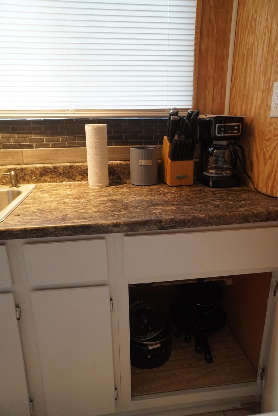 Basic Cookware supplied in Kitchen