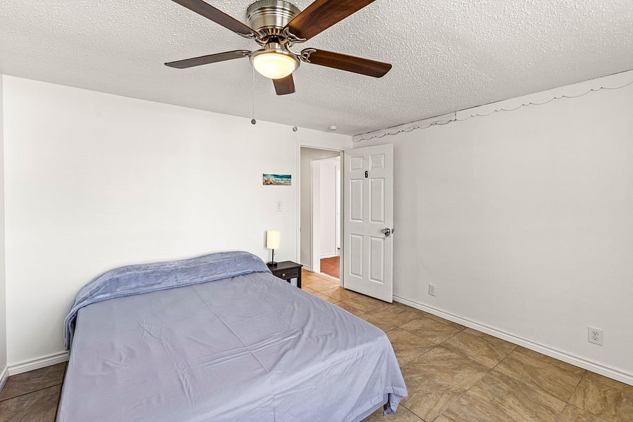 Bedroom6_pic3
