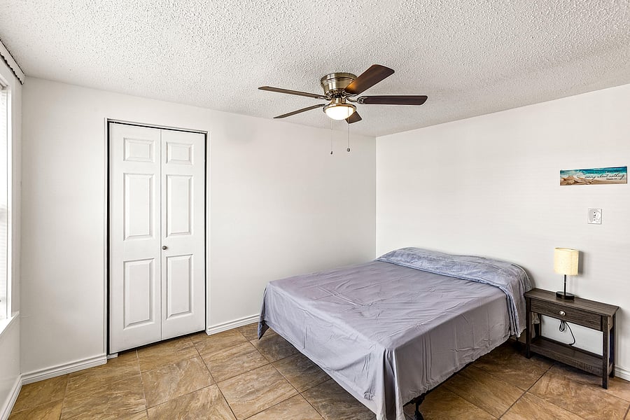 Bedroom6_pic2