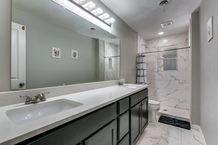 Bathroom B