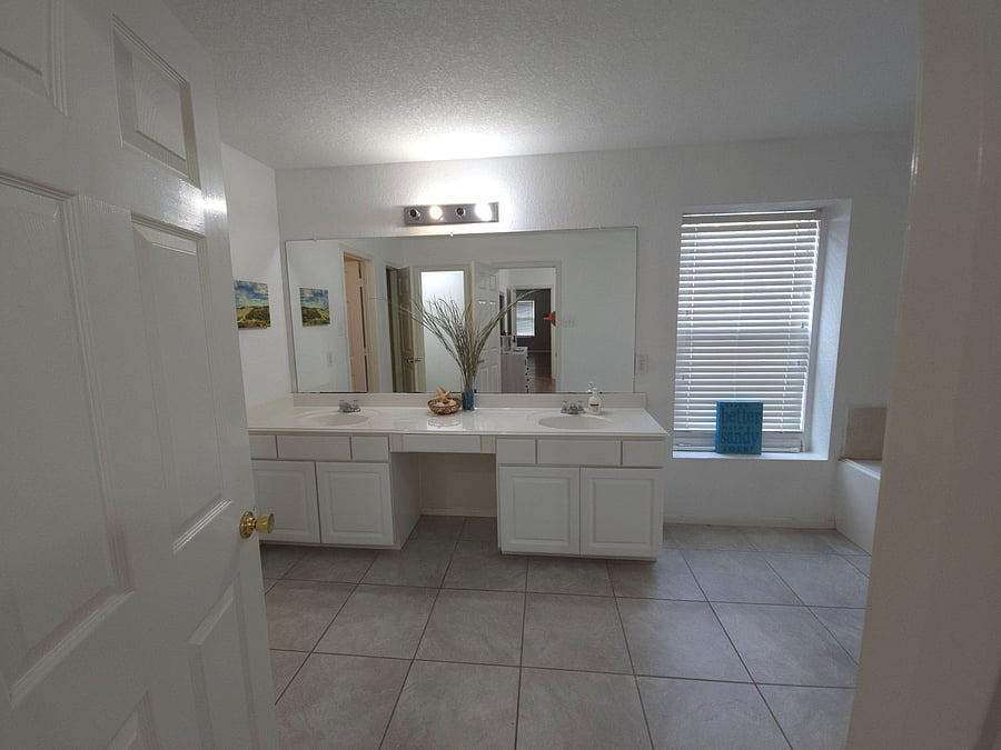 Furnished Finder property 910998_1 photo 10