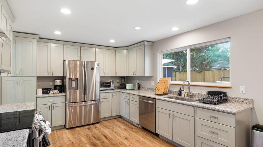Redmond Single Family Home - Kitchen