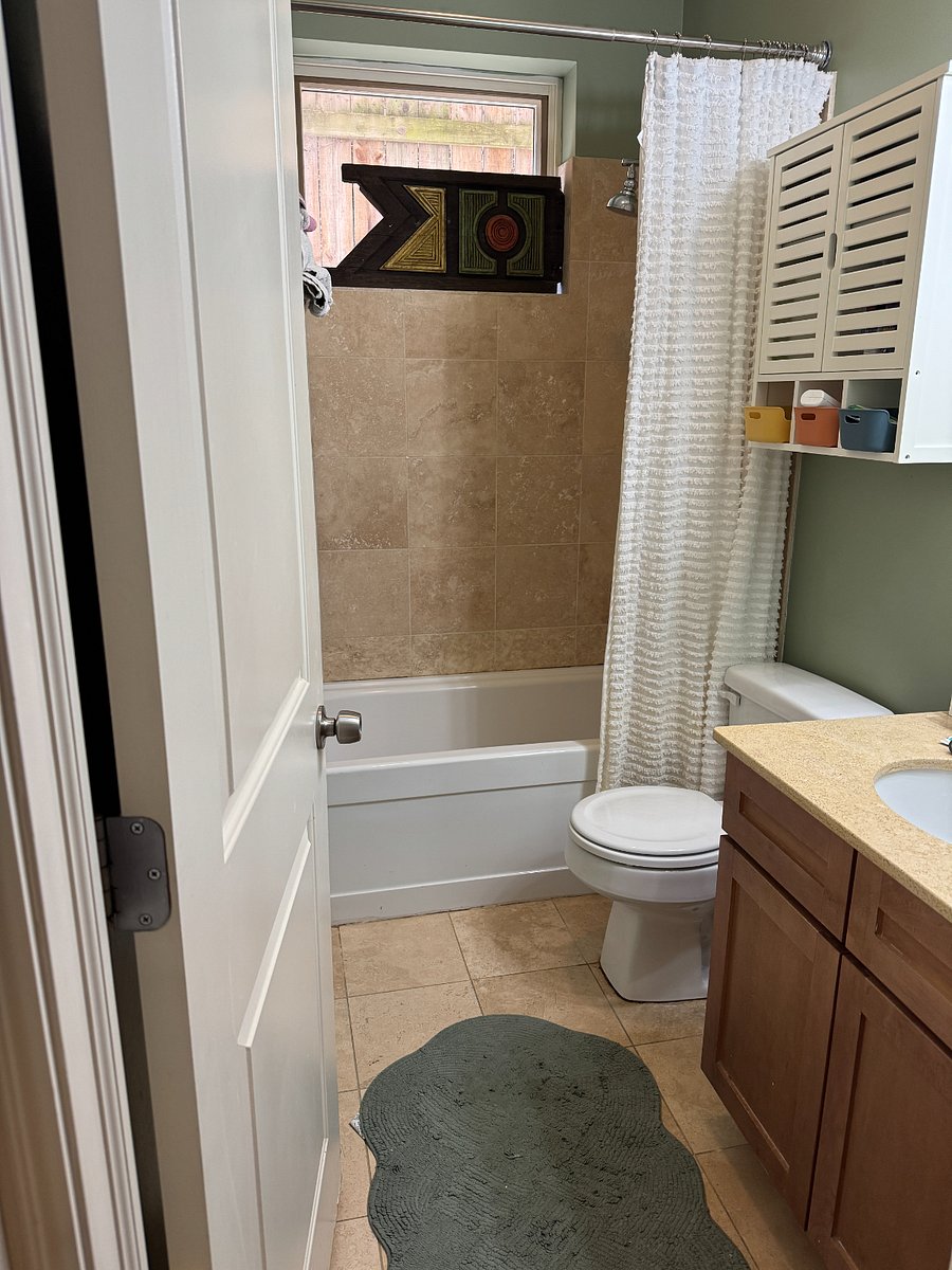 full bathroom downstairs