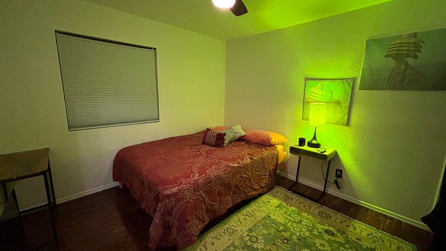 2nd Bedroom 1 Queen Bed 2nd floor b