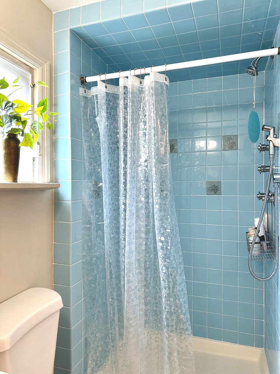 The shower has both a regular shower head, as well as a hand-sprayer. A initial welcoming supply of body soap, shampoo and conditioner are provided.