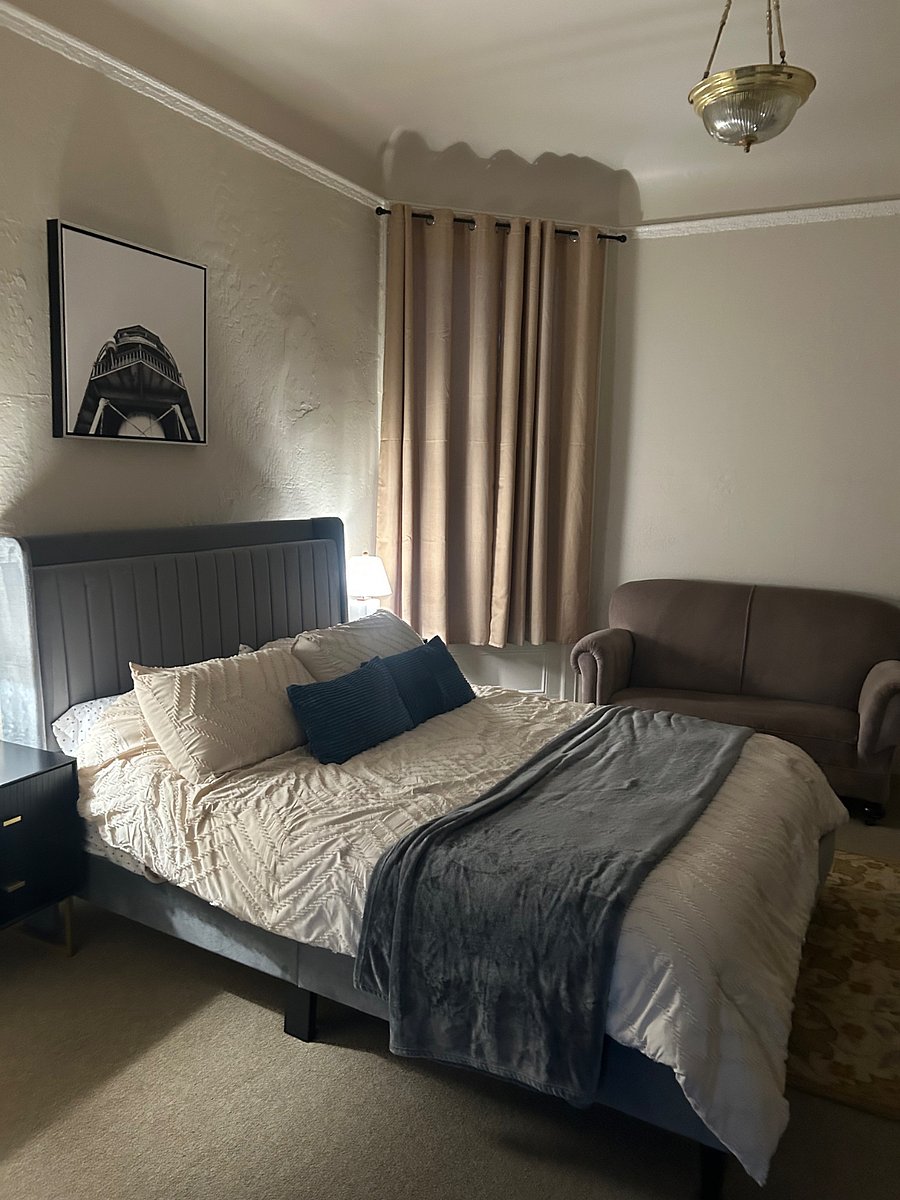 Queen bed