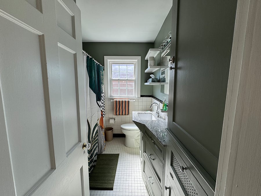 Main Level Full Bath