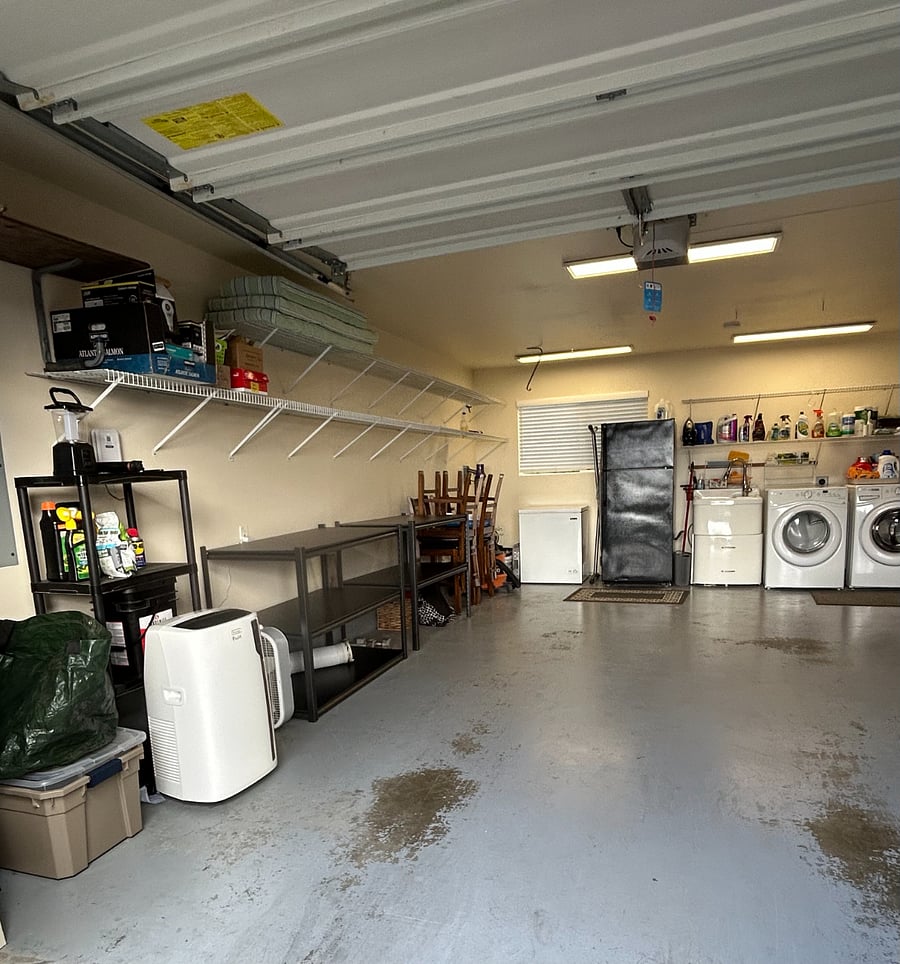 Attached Garage,
Portable AC Unit,
Plenty of Cleaning Supplies