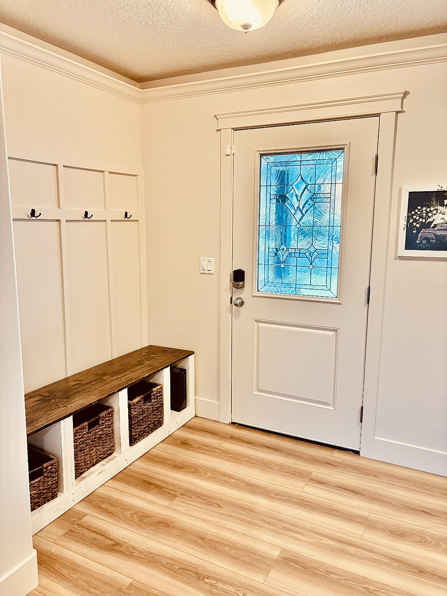 Entry way