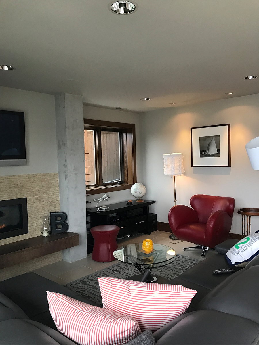 Modern living room