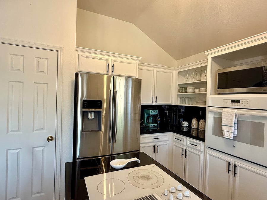 Kitchen recently remodeled.
