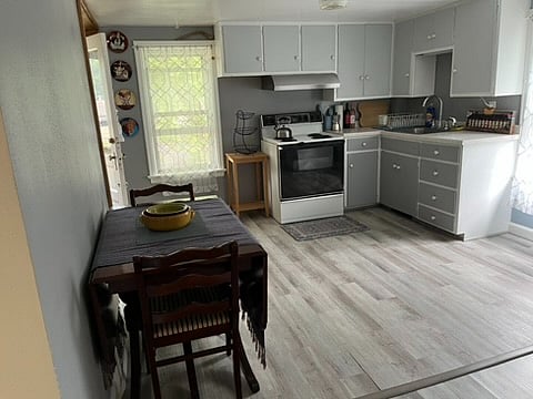 Furnished Finder property 911990_1 photo 8