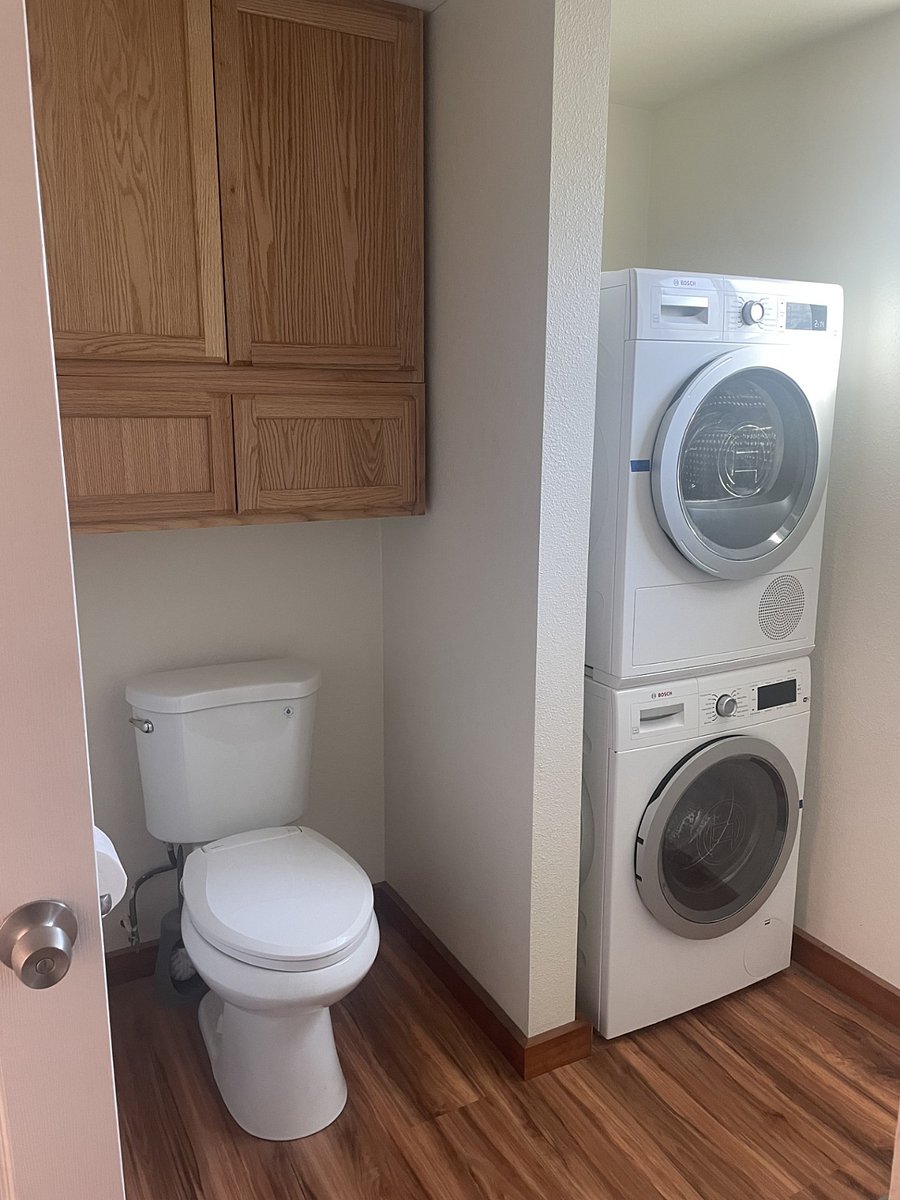 Heated toilet seat
