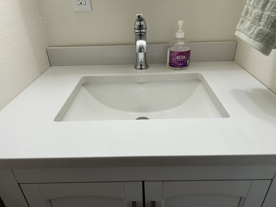 Quartz countertop