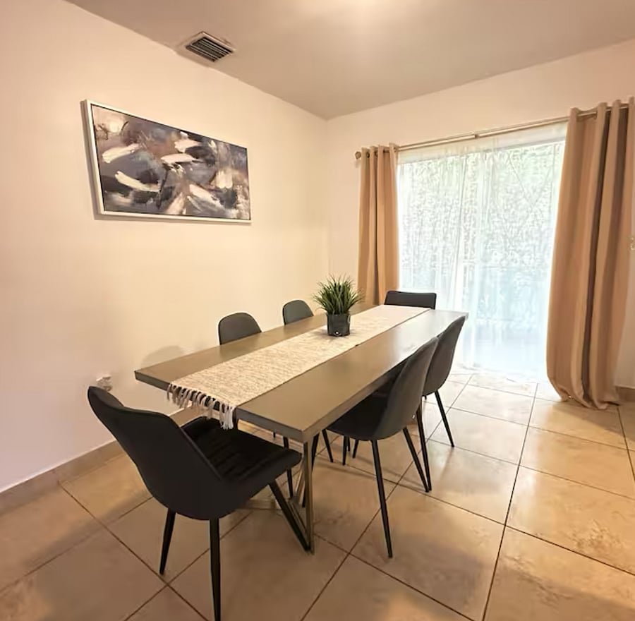 Furnished Finder property 912015_1 photo 3