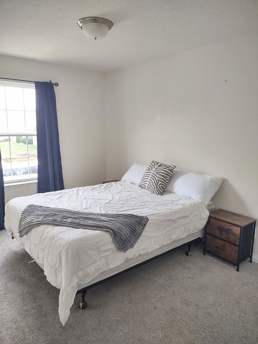 Bedroom 3 - queen size bed option