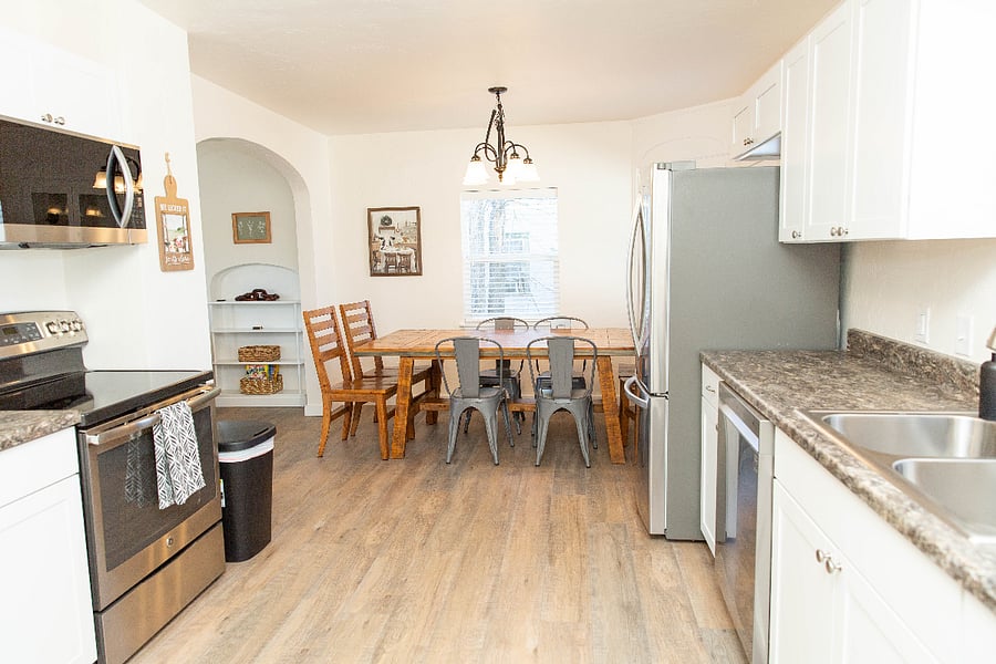 Kitchen/Dining Room