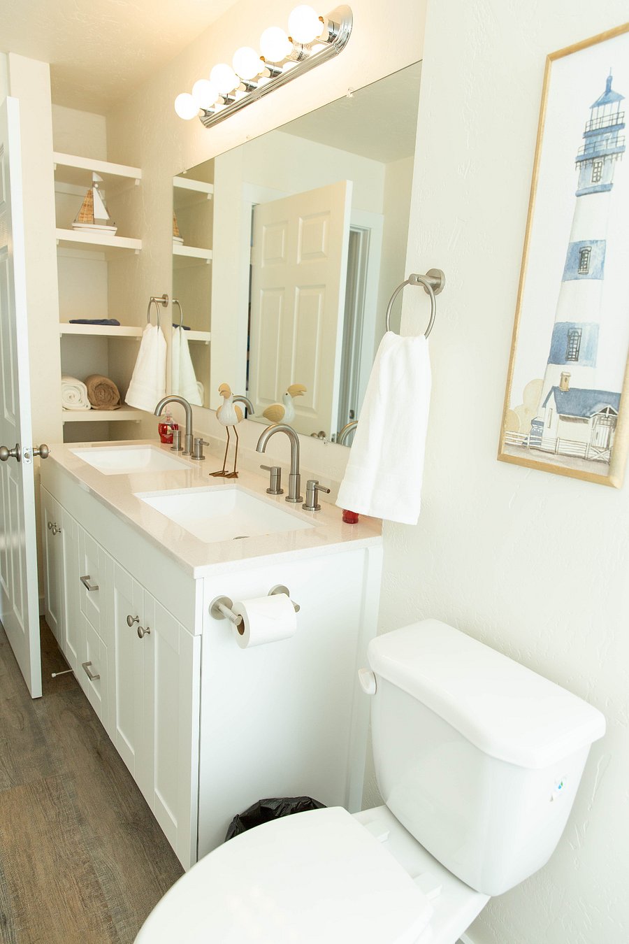 Upstairs bathroom