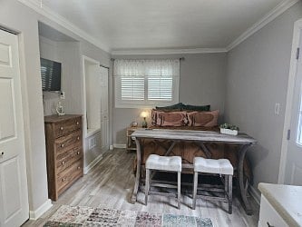 Furnished Finder property 912178_1 photo 11