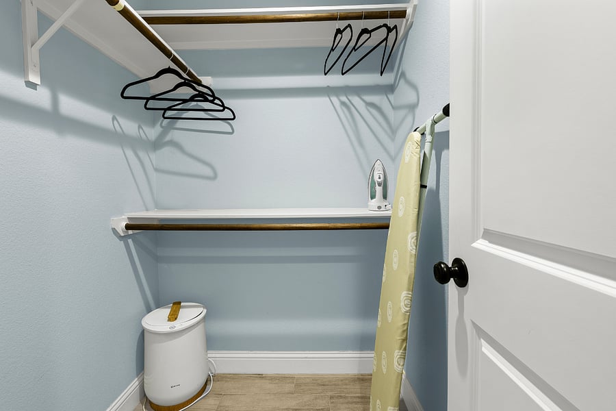 Master Closet
Towel Warmer
