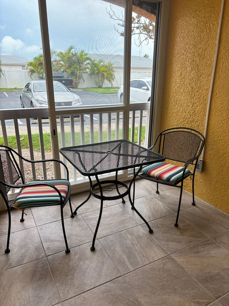 Outside private patio with plugs to work outside