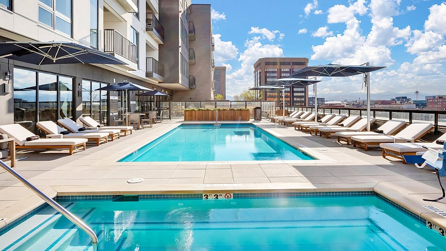 Pool & Hot Tub