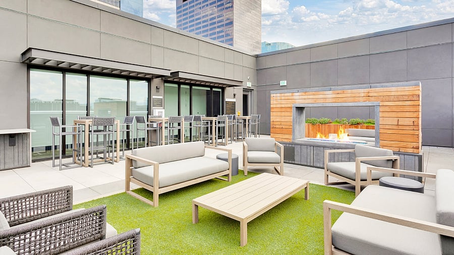 Rooftop Lounge