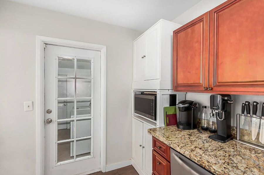 Furnished Finder property 912553_1 photo 9