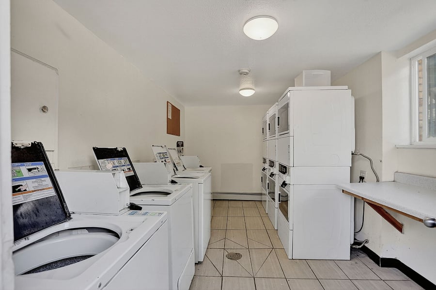 Community Laundry - app enabled, no coins!