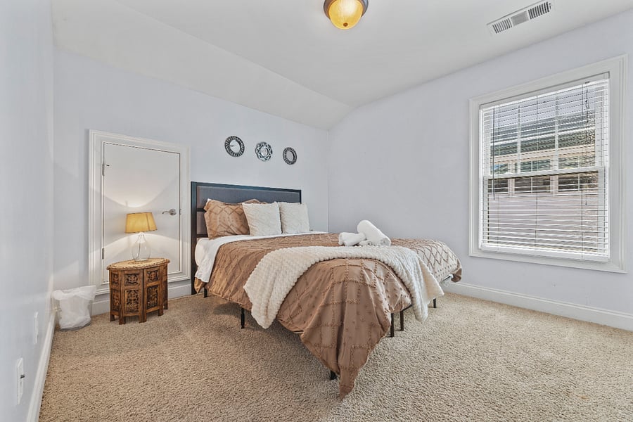 Furnished Finder property 912696_1 photo 6
