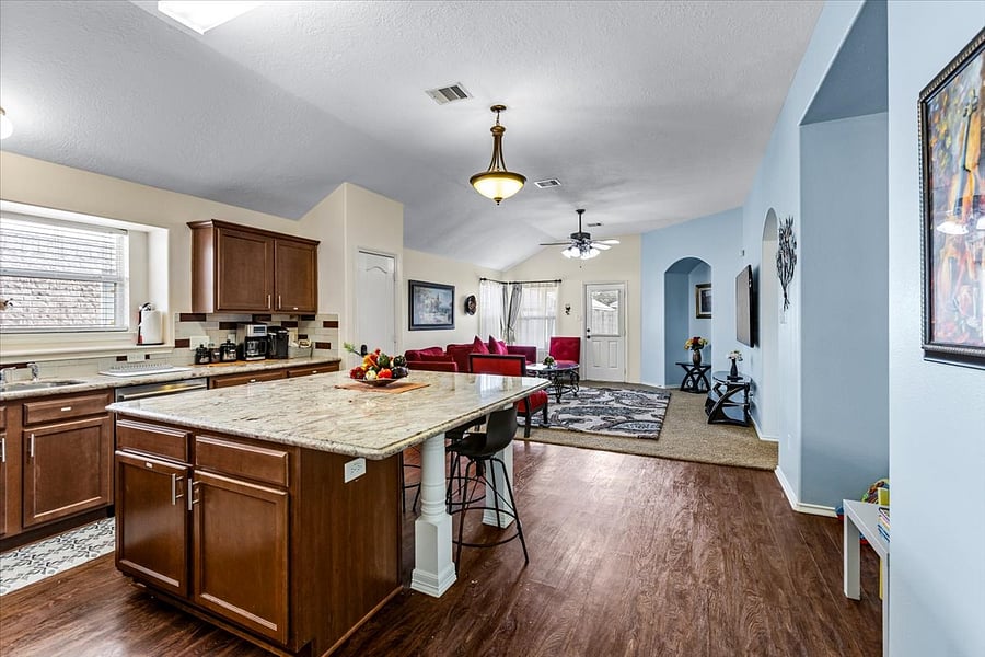 Furnished Finder property 912716_1 photo 5