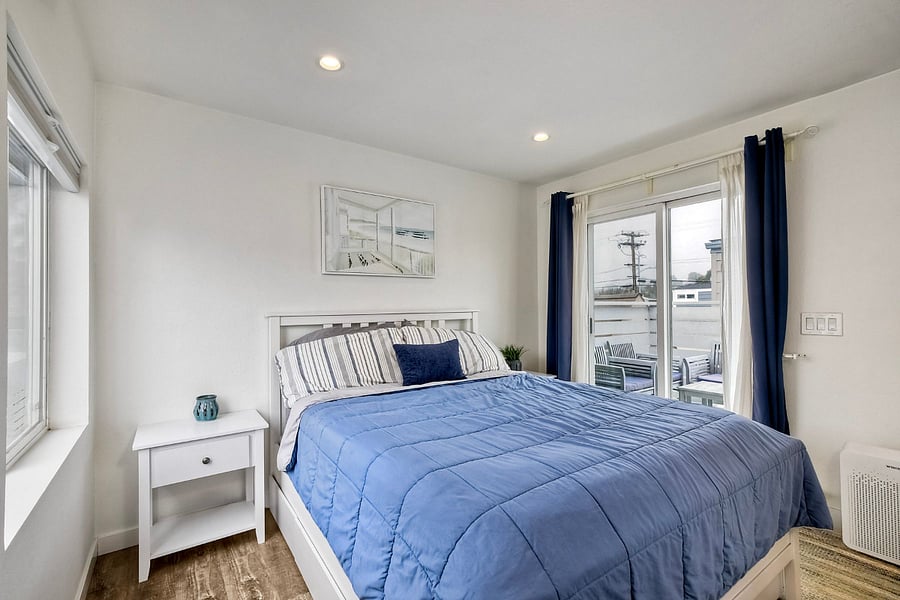 Upstairs bedroom suite