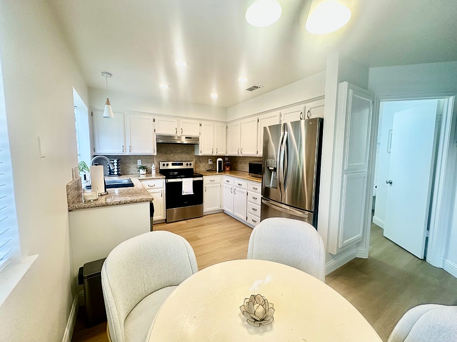 Furnished Finder property 912775_1 photo 8