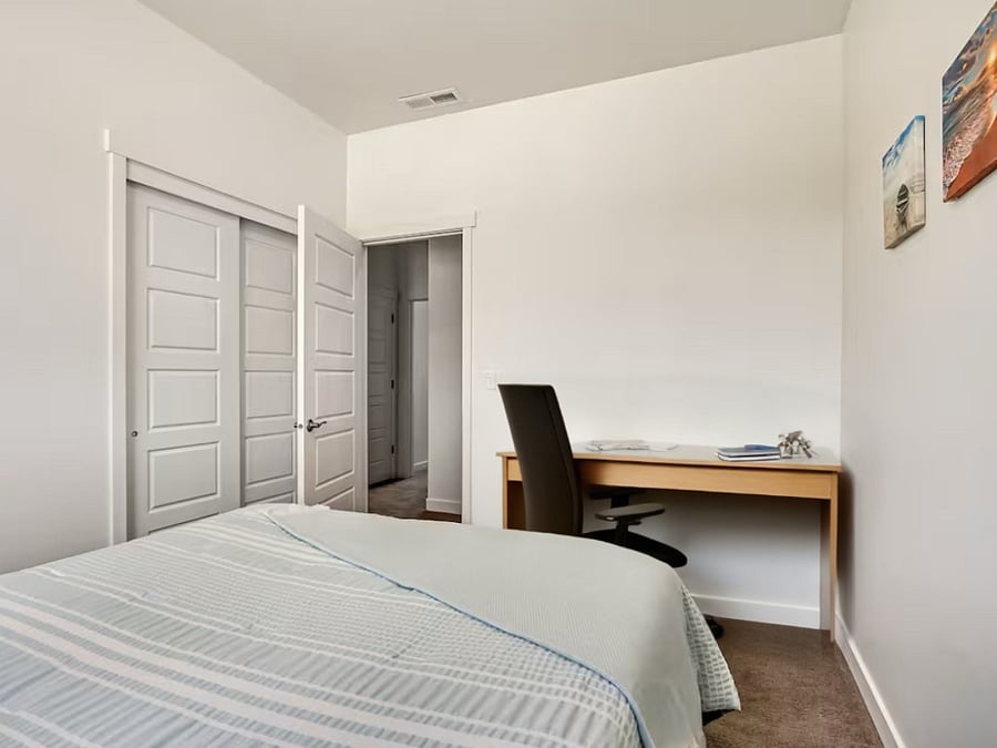 Private Bedroom #2