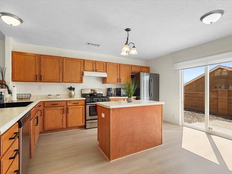 Furnished Finder property 912859_1 photo 25