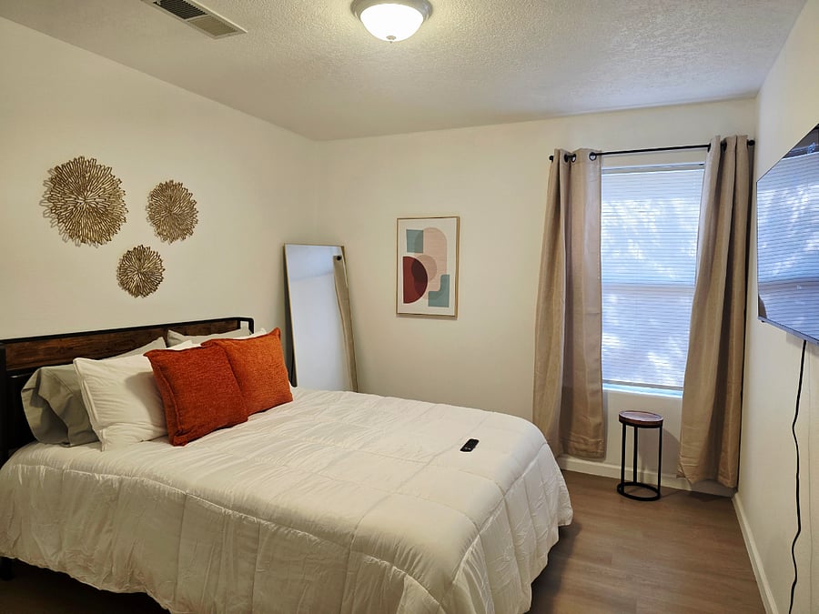 Furnished Finder property 912859_1 photo 21
