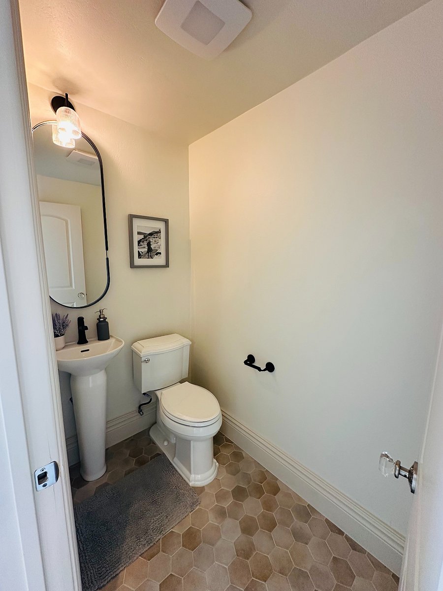 Furnished Finder property 912878_1 photo 8
