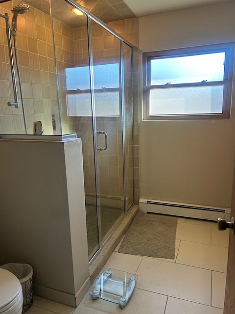 Upstairs bathroom, walk-in shower.