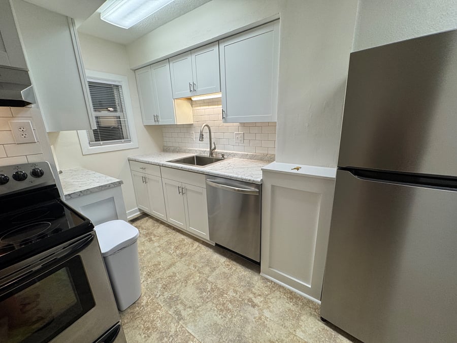 Newly remodeled kitchen with full size appliances.