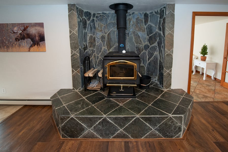 Real wood burning stove available year round. We also have an indoor electric fireplace now for those want the heat without the natural smoke