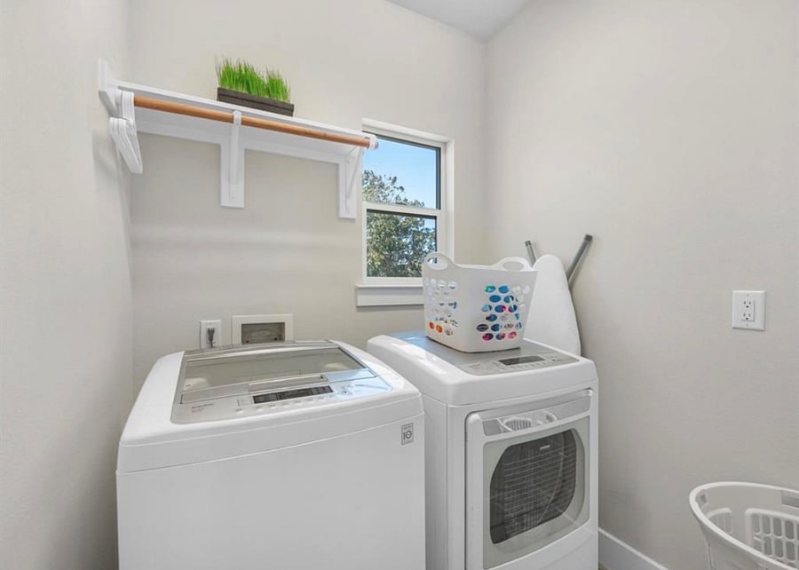 Washer and Dryer upstairs 